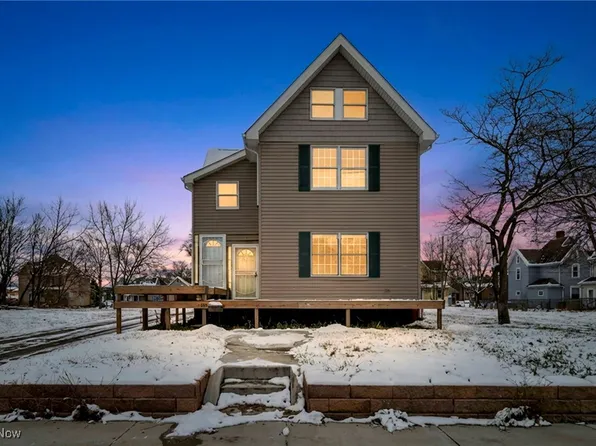 814 Plymouth Ct NW, Canton, OH 44703