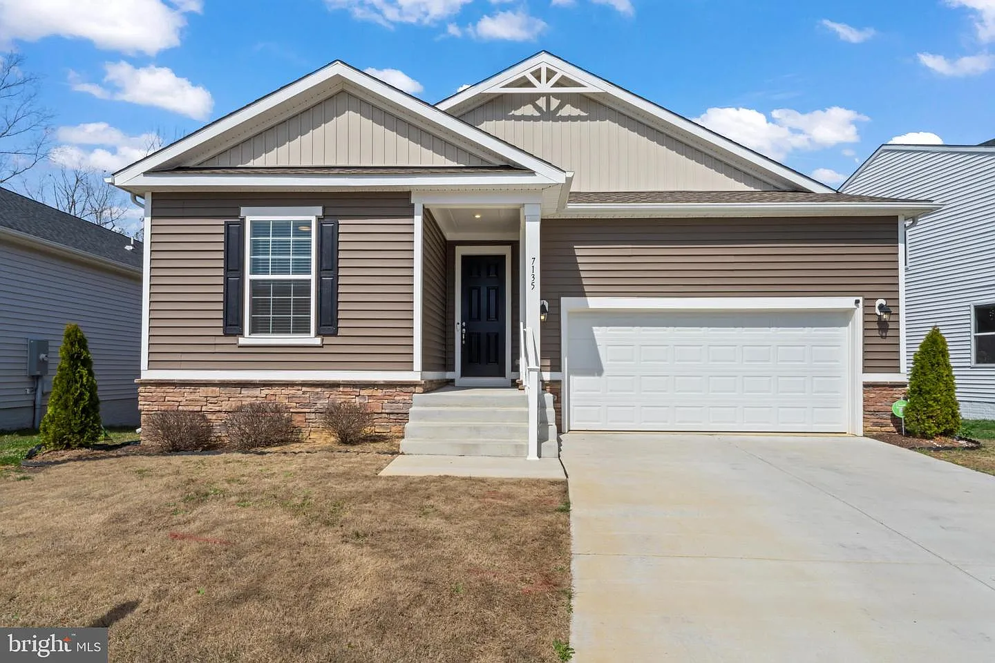 7135 State Way photo 1
