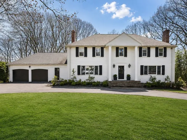 100 Albion Rd, Wellesley, MA 02481