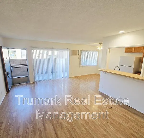 332 Cornell Dr #E — Photo 17