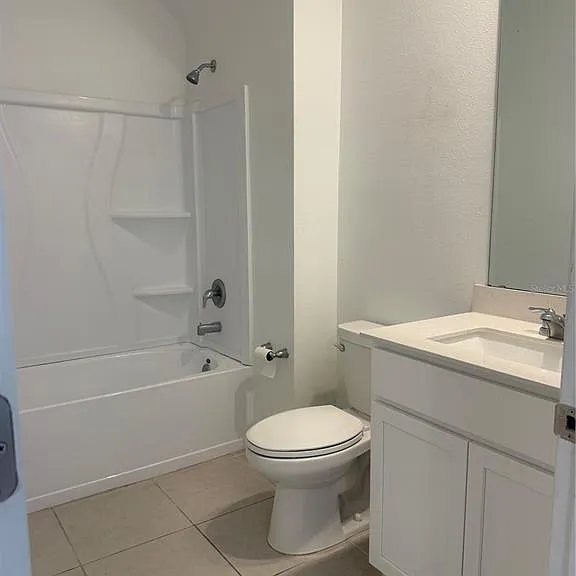 2434 McKinley Dr — Photo 6