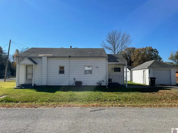 2901 Fairmont St, Paducah, KY 42003