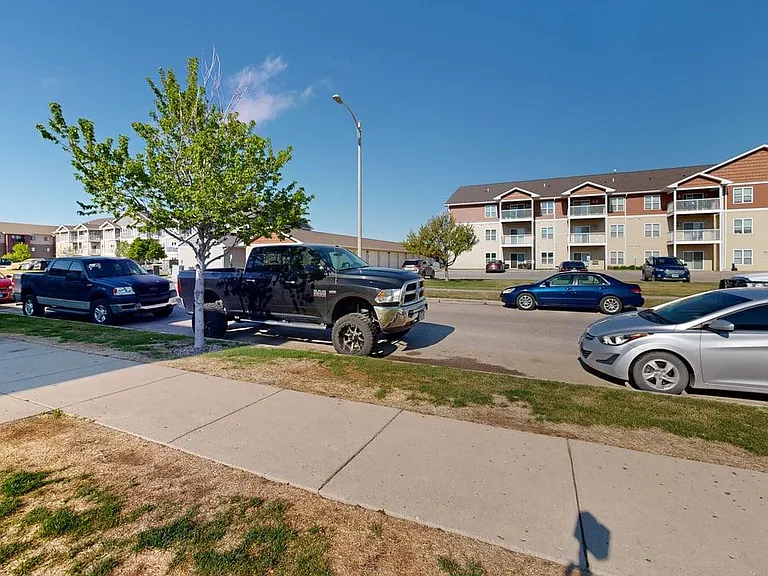 Roosevelt West Apartments — Photo 20