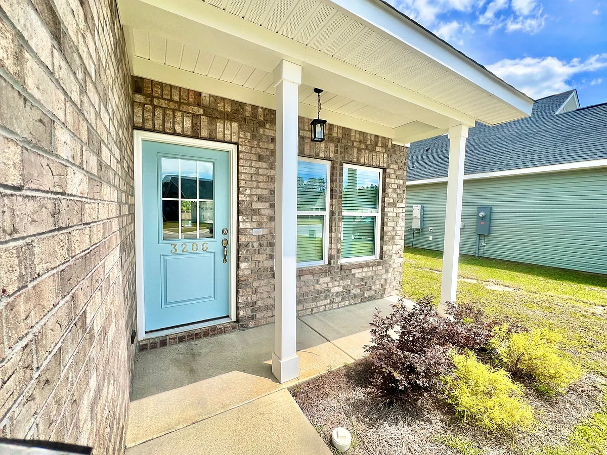 Building Photo - 3206 Benvill Ct