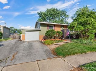 15433 David Ln, Oak Forest, IL