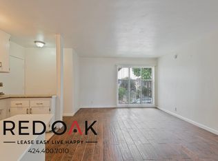 3867 1/2 Potomac Ave #14, Los Angeles, CA 90008