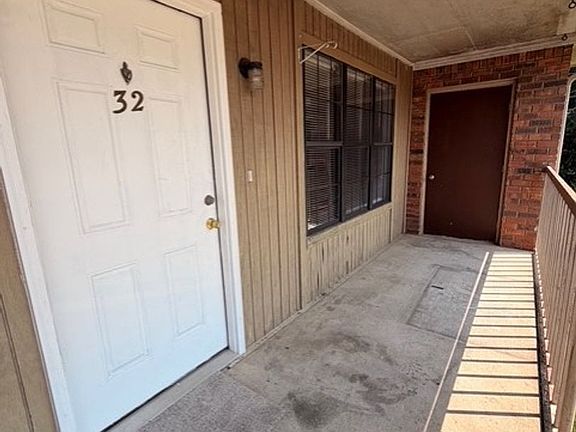 2nd image of 3788 Chisholm Rd #32
