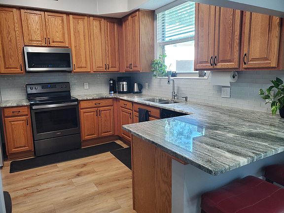 3rd image of 1935 Wager Rd