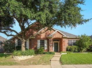 3010 Creek Valley Dr, Garland, TX 75040