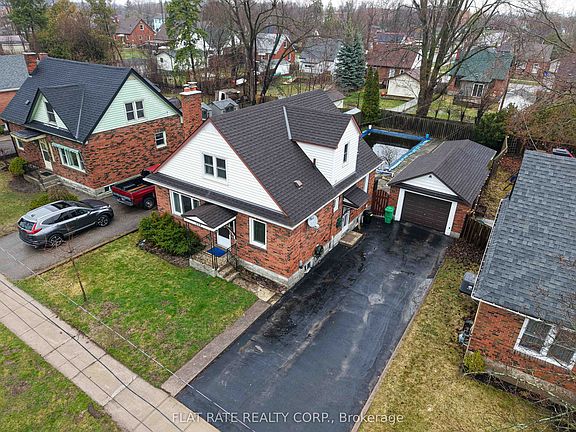 3rd image of 754 Curtis Rd