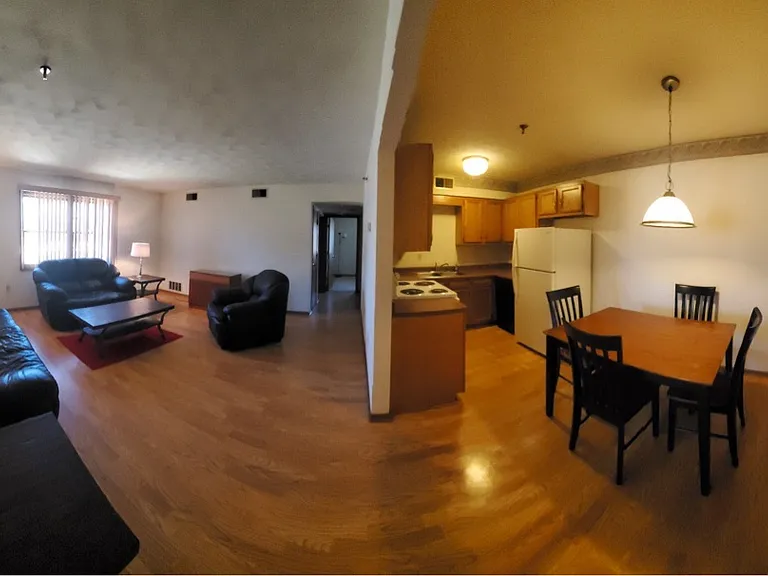 1431 Saratoga Ave #10 — Photo 2