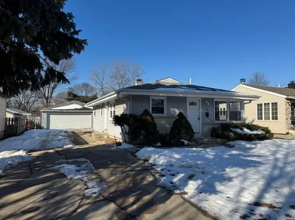 5709 N 78th STREET, Milwaukee, WI 53218