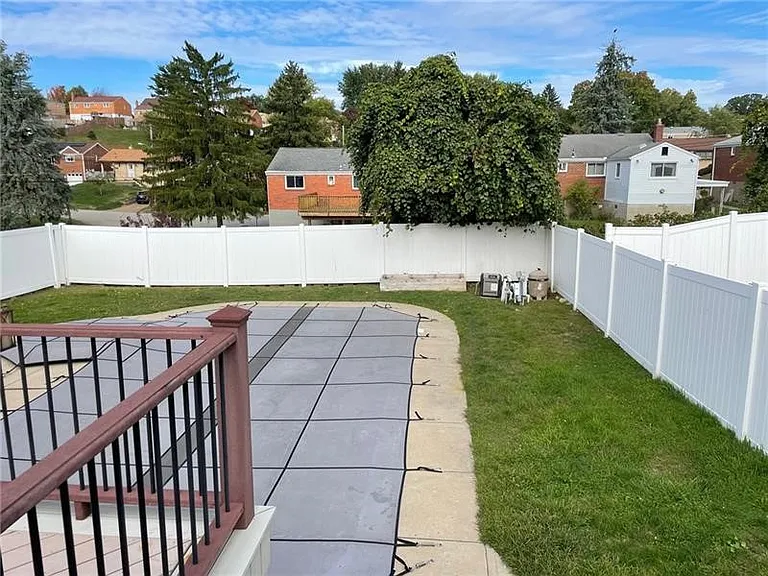 536 Portia Dr — Photo 15