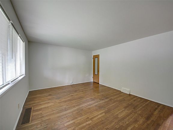 2nd image of 1709 Cargill Dr