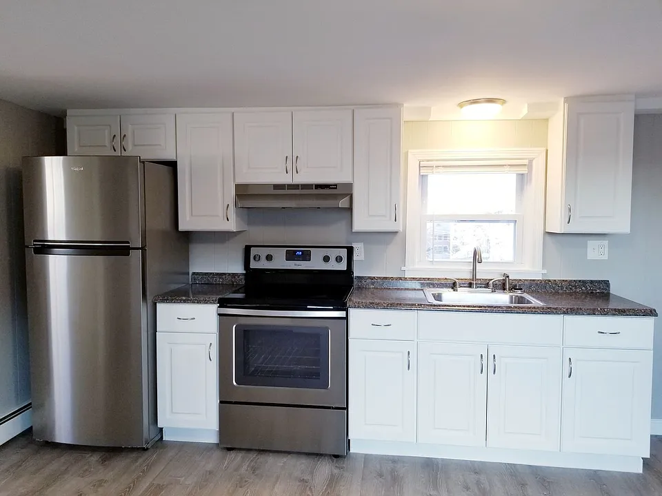 64 South St