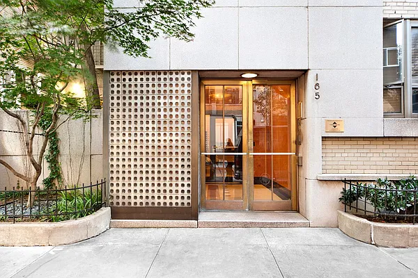 Sold by Stribling | media 2