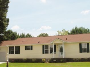 142 Diamond Dr, Ladson, SC 29456