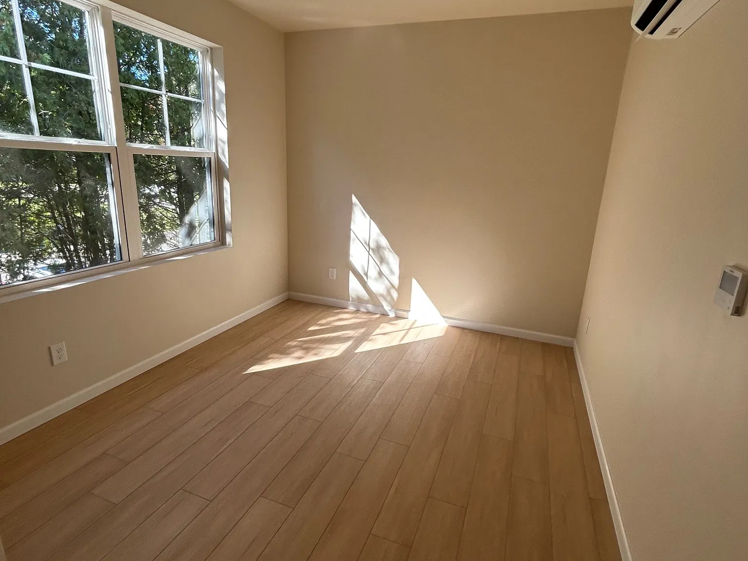 2 bed, 865 sqft, $1,775 — Photo 2