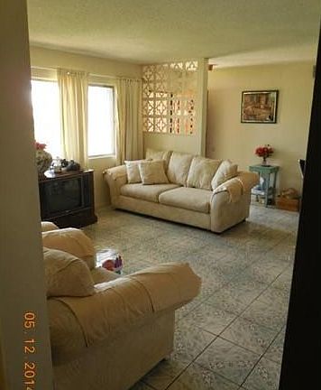 3rd image of 1350 Flores St