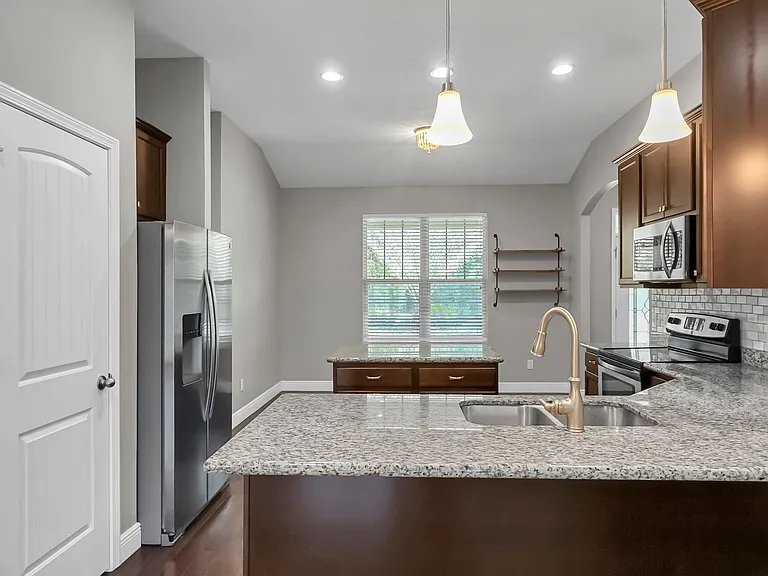 2676 New Haven Blvd — Photo 27