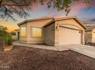 8241 S Bainbridge Rd, Tucson, AZ 85747