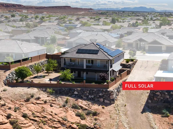 833 N Camino Pico, Washington, UT 84780