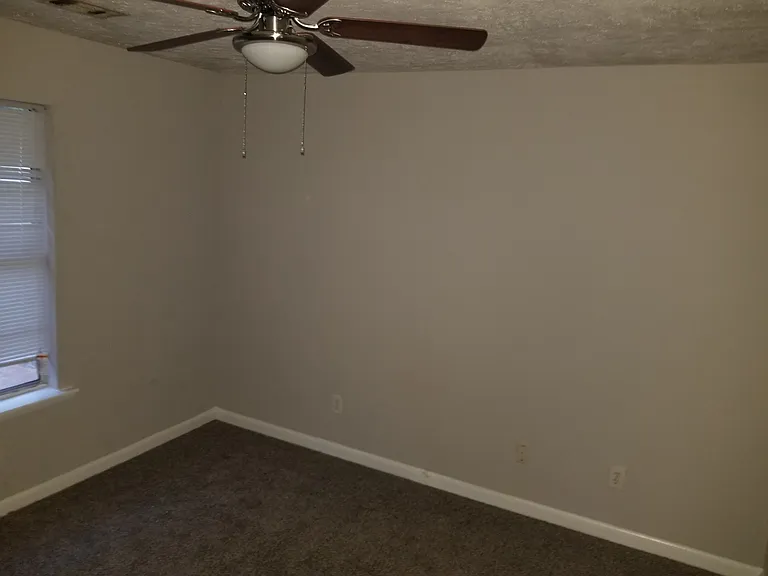 552 Timber Ridge Ct — Photo 14