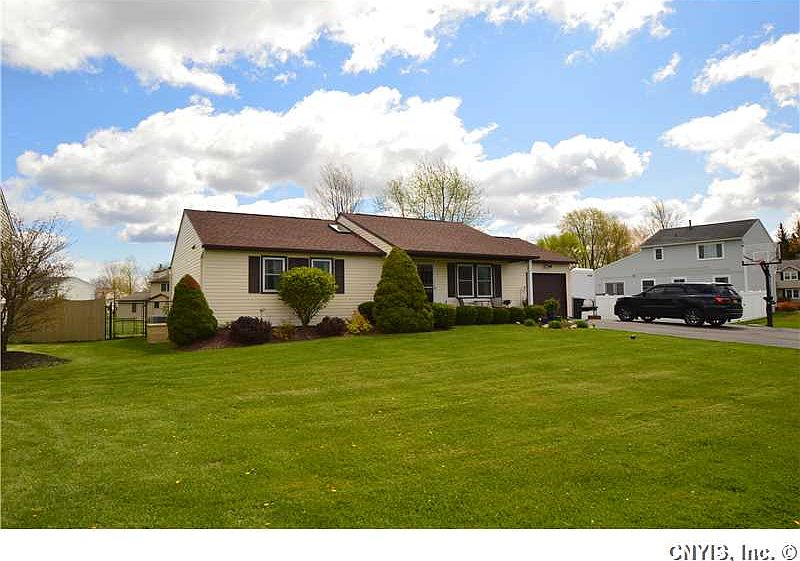 1st image of 8504 Grandview Dr
