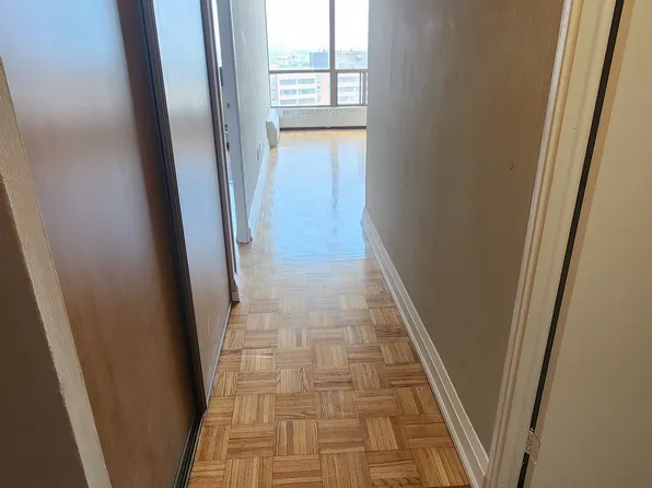 Maplegrove Apartments, 1 Fountainhead Rd, Toronto, ON M3J 1K6