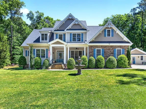 139 Henrys Watch Ln, Pittsboro, NC 27312