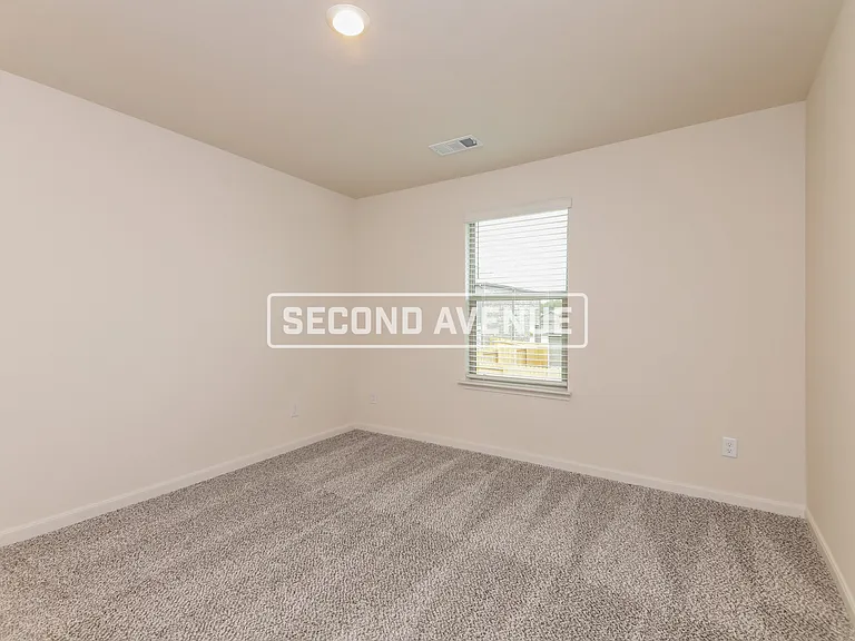 841 Serena Dr — Photo 12