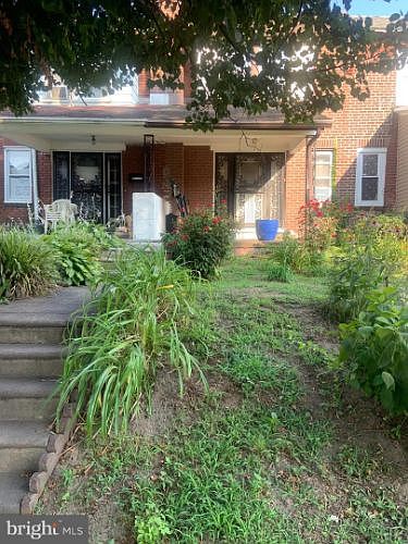 1st image of 304 E Upsal St
