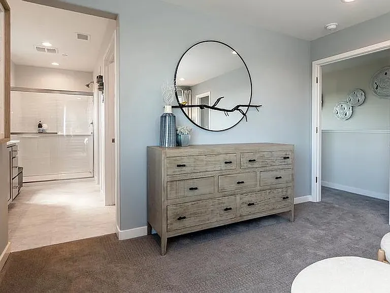 584 McCaffrey Way — Photo 8