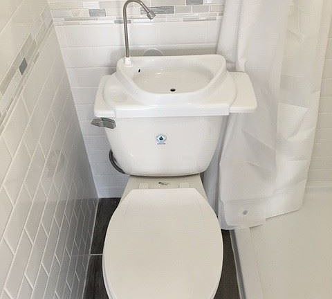 5th image of 5616 Lexington Ave APT 319