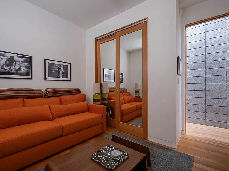 546 Broadway St — Photo 20