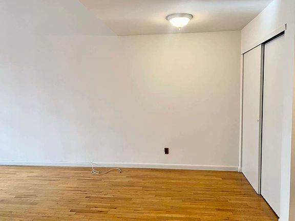 4th image of 244 W 102nd St #1F