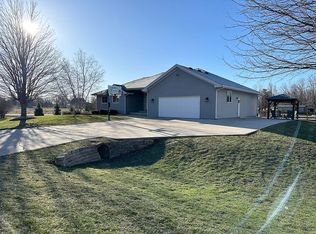 10965 Barron Rd, Kings, IL 61068