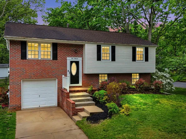 300 N Carolina Ave, Pasadena, MD 21122