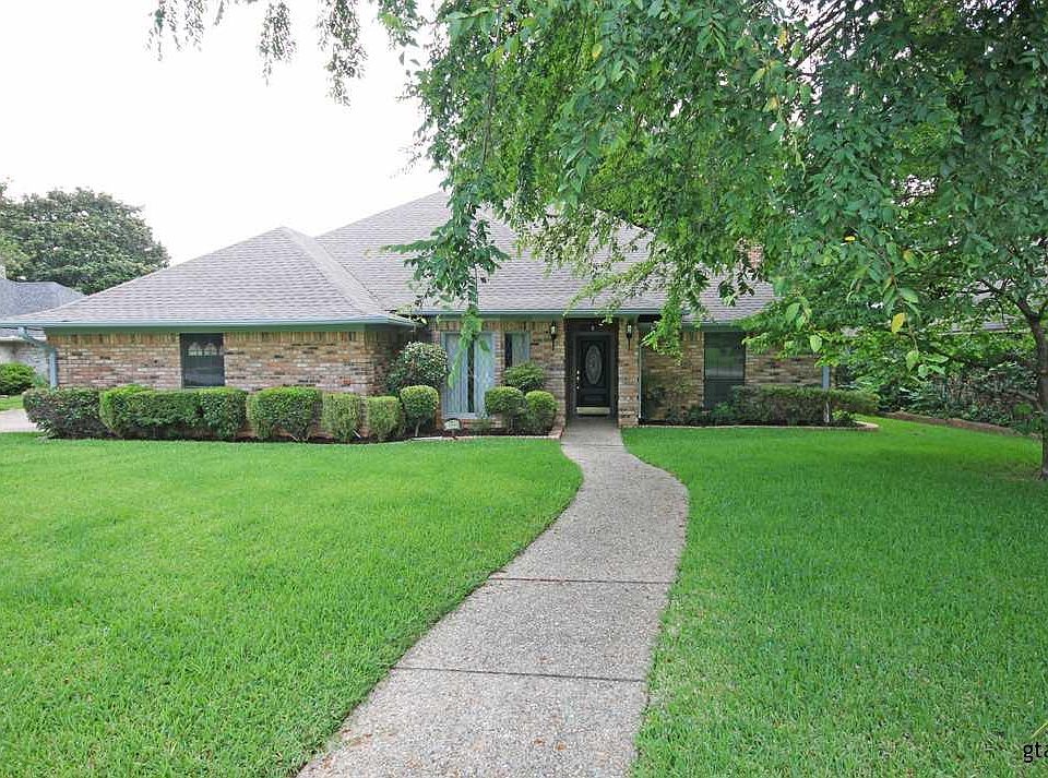 1st image of 6102 Stoneleigh Dr