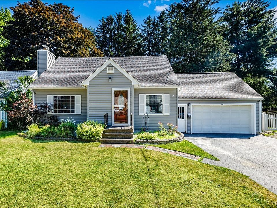 1st image of 6 Highland Dr