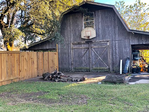 3rd image of 57945 Joseph St