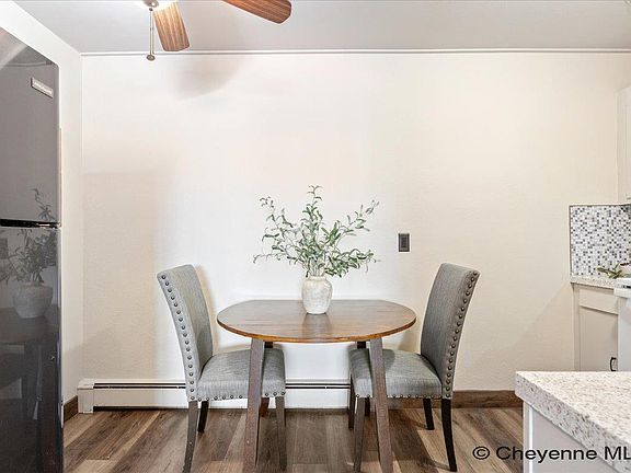 5th image of 306 E 18th St APT 28