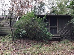 600 Old Savannah Rd, Burgaw, NC 28425