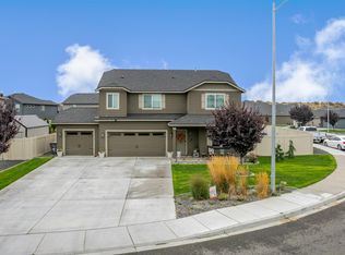 3046 Duval Loop, Richland, WA 99352