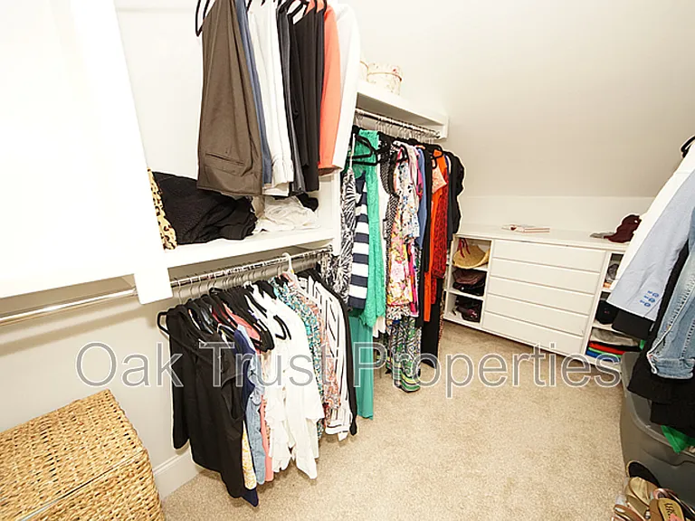 125 Brogun Ln — Photo 36