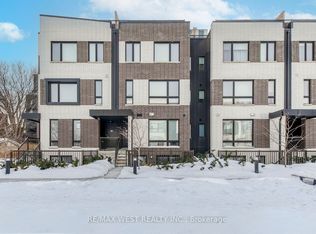 10 Ed Clark Gdns #13, Toronto, ON M6N 0B5