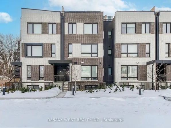 10 Ed Clark Gdns, Toronto, ON