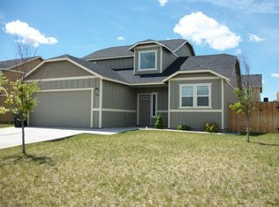 518 N Kentucky Dr, Moses Lake, WA 98837
