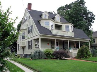 184 Wentworth Ave, Cranston, RI 02905