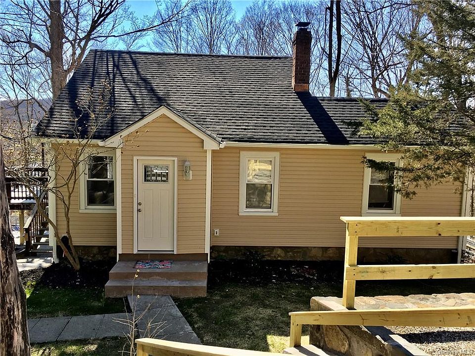 1st image of 87 Montrose Dr